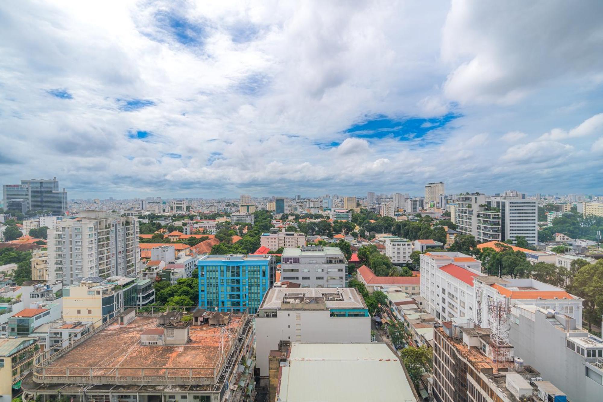 Leman Luxury * Ho Chi Minh City
